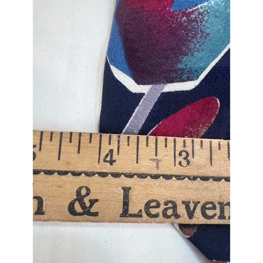 Oscar de la Renta Silk Tie Navy Blue Abstract Geometric Couture Collection USA